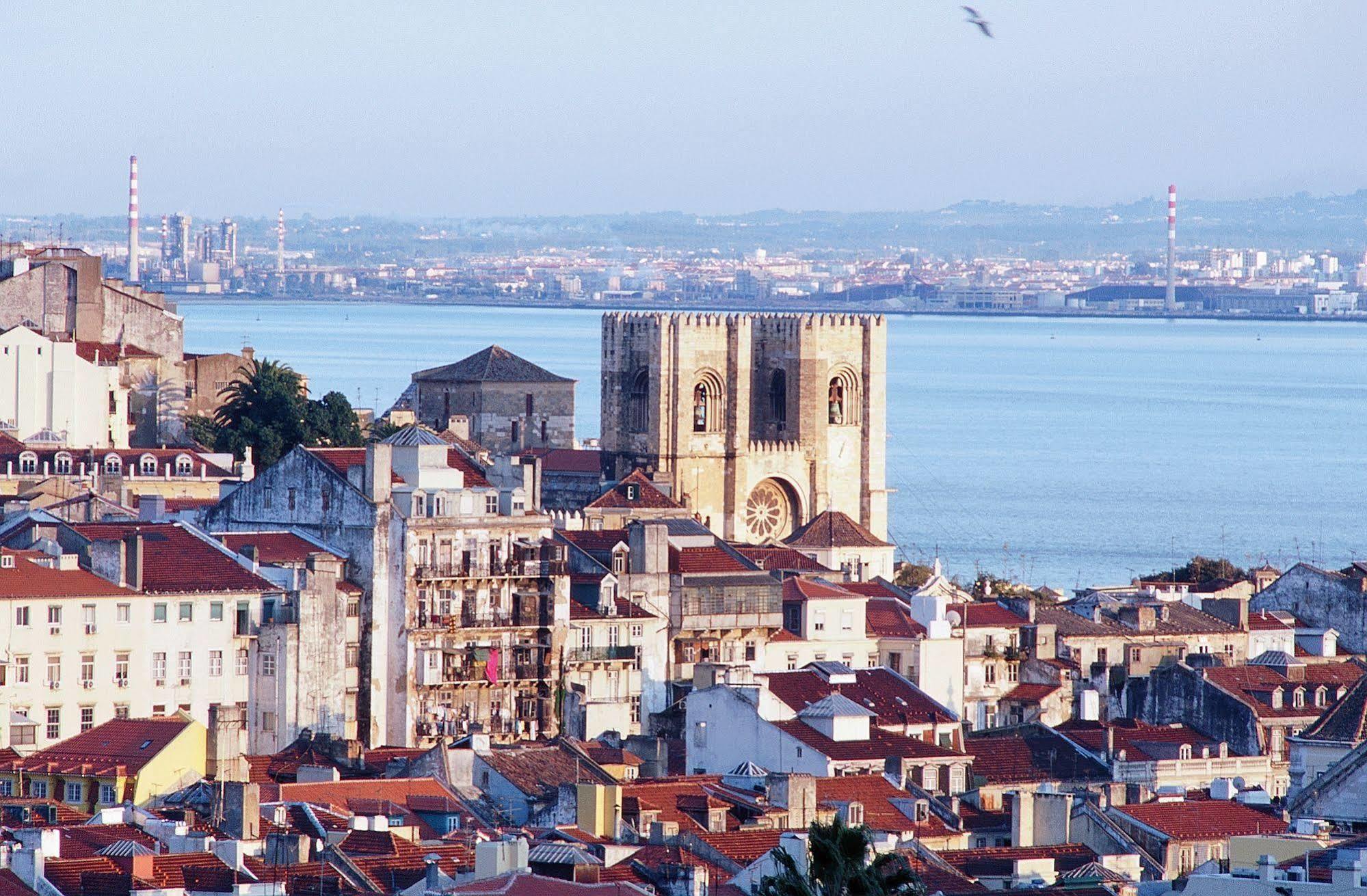 Ibis Liberdade 2* Lisbon